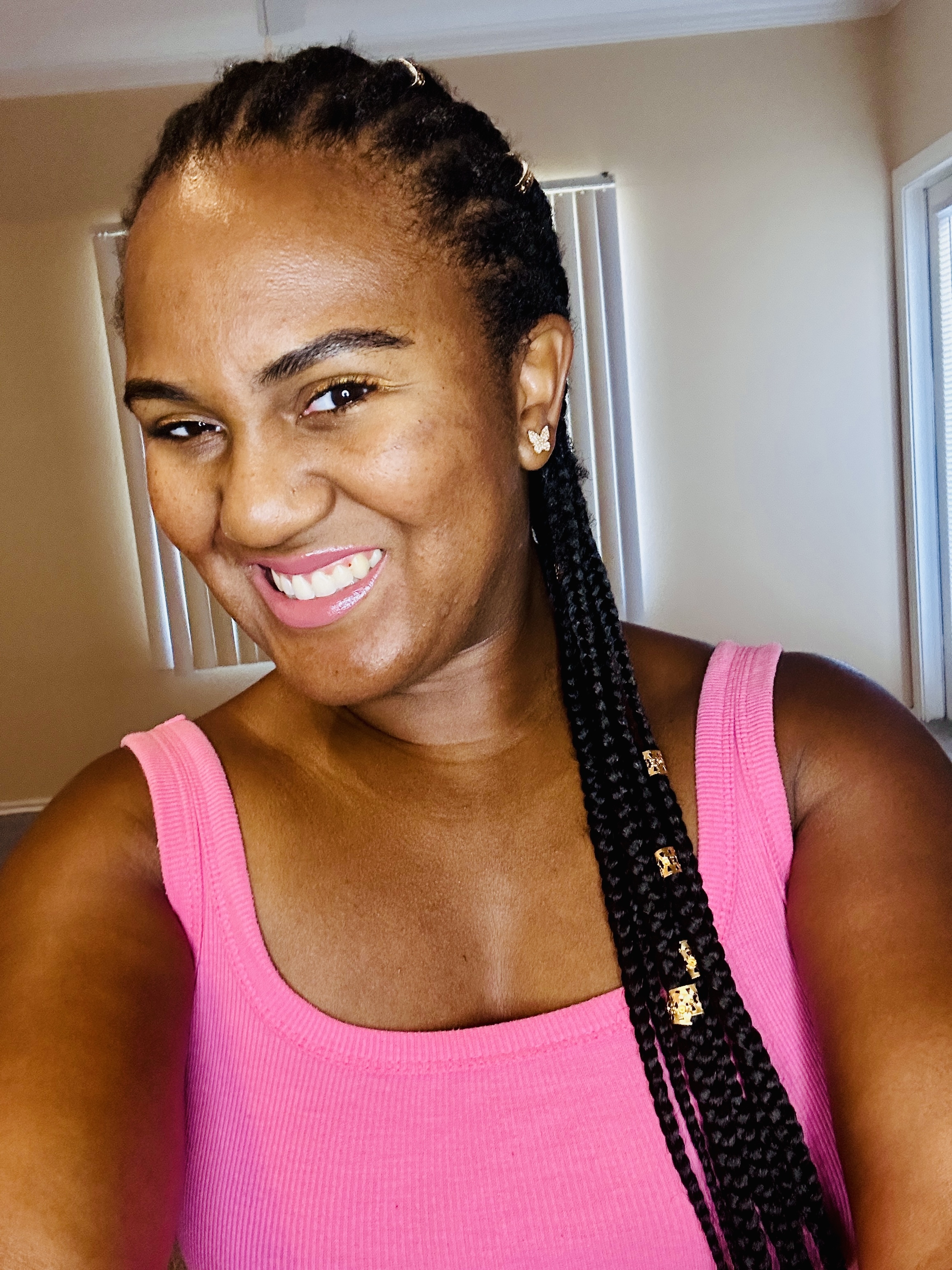 Performer NikolePlays Photo 10