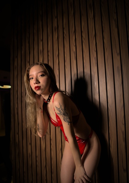 Performer ScarlethBlanco Photo 3