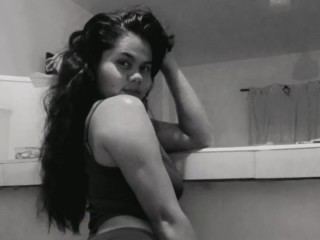 Coralinne_Jones Profilbild des Cam-Modells