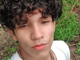 Foto de perfil de modelo de webcam de ZeusRobins 