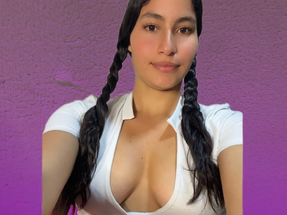 Intérprete Jasmins Foto 1