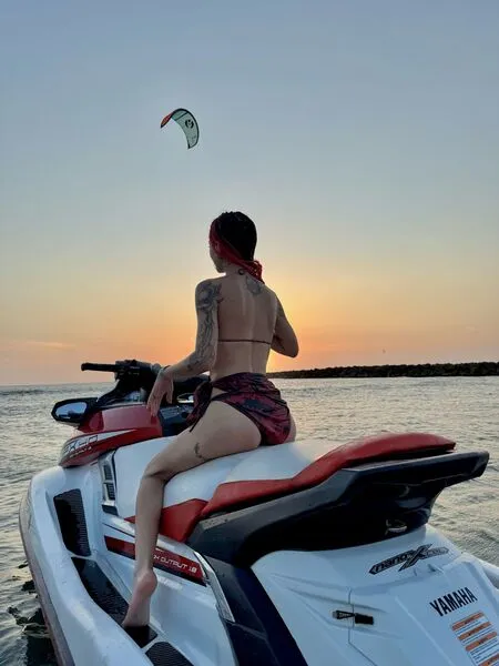 Interprète ANIKAAMOON Photo 4