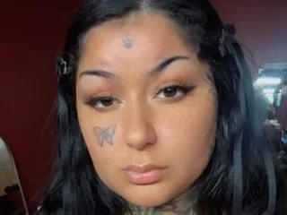 Biscuitzxxx profilbild på webbkameramodell