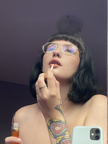 Artist itsMissElia Foto 8