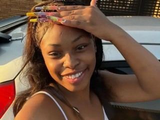 Image de profil du modèle de webcam Sexydollxxx24