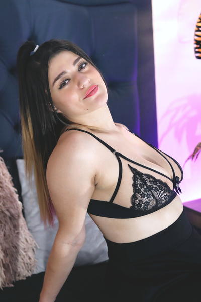 Darsteller SarhaStonne Foto 4