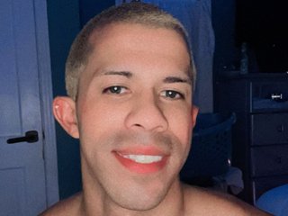 Image de profil du modèle de webcam ediiz94