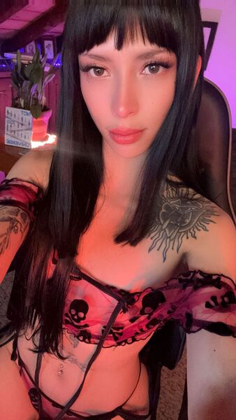 Interprete TeaKari Foto 3