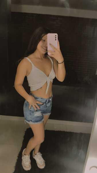 Intérprete AlexxaYe Foto 4