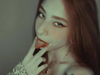 VolpeDiFuoco cam model profile picture 