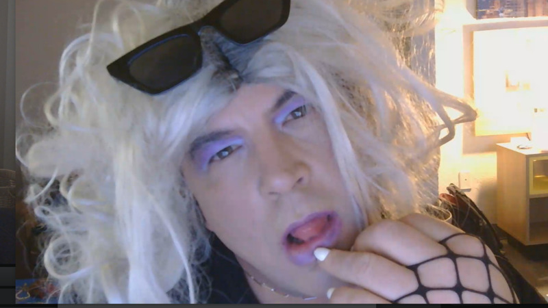 Performer IVEBEENWAITING Photo 6