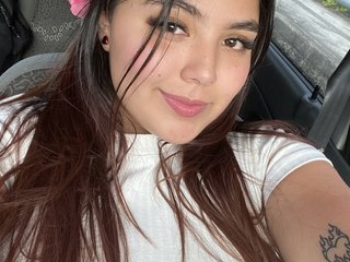 Imagen de perfil de modelo de cámara web de LaurennCurvy