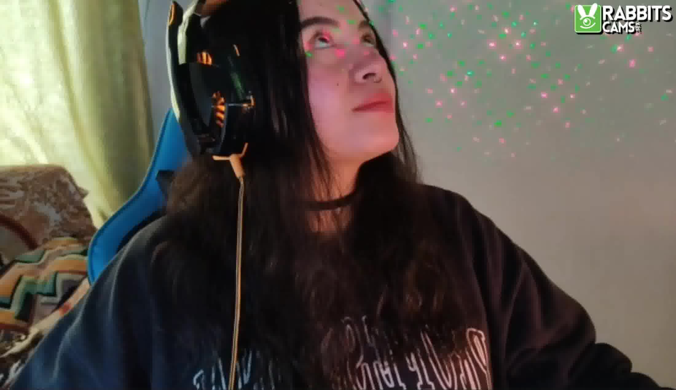 Interprete AliceJenner Video 1
