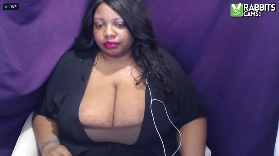 Artista TiffaniLoveLive Video 1