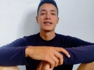 Roommates_hot cam model profile picture