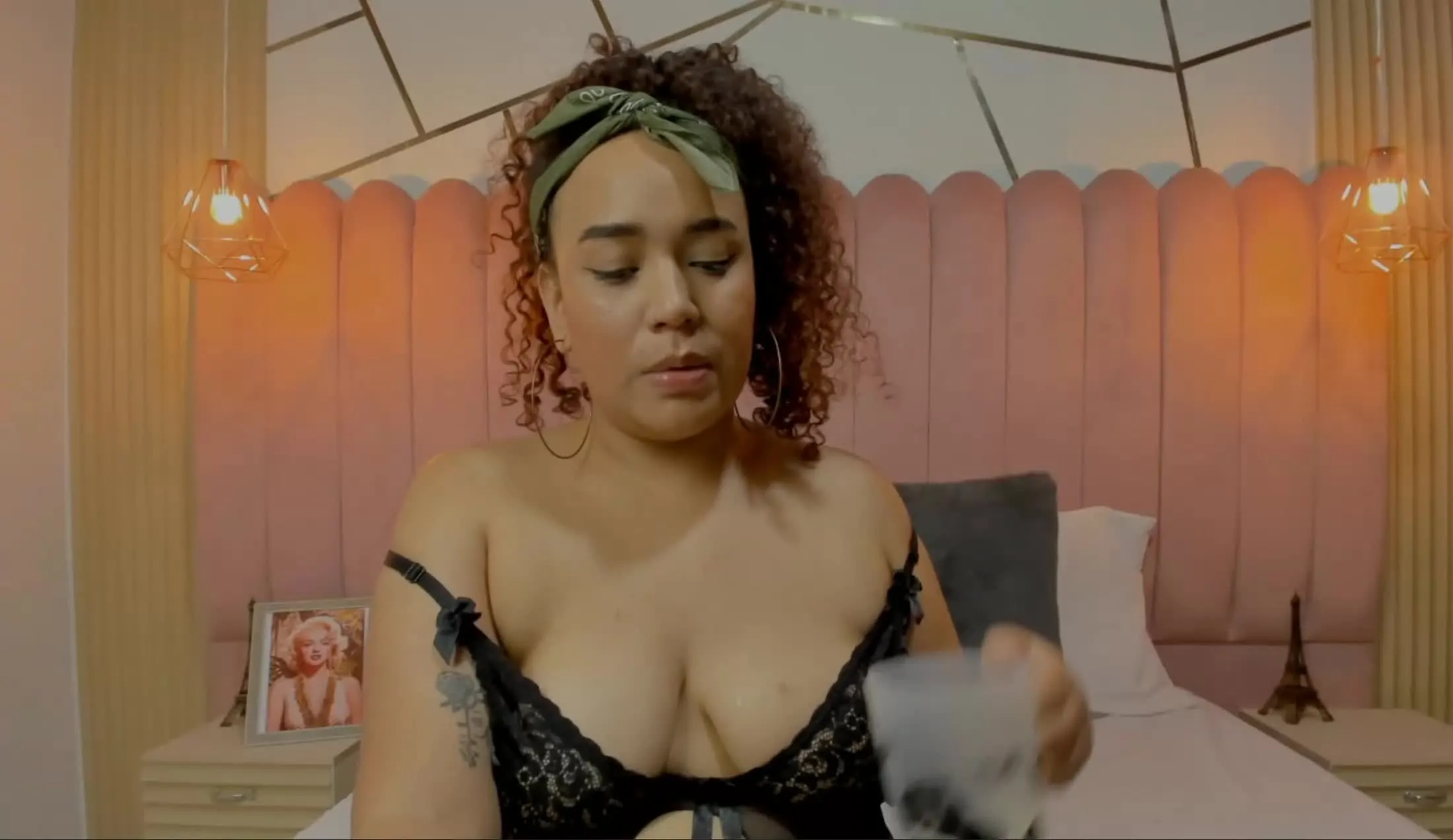 Artiest azalehamiller Video 1