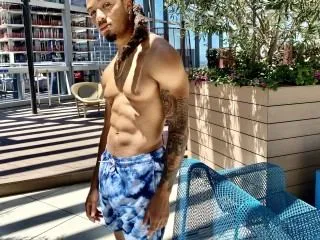 Cumtomyroom cam model profile picture