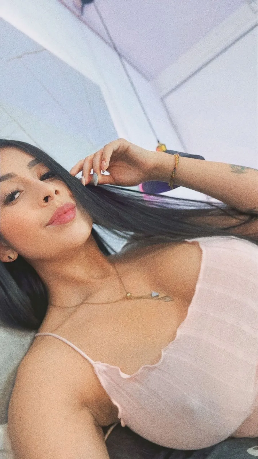 Intérprete ANNISMILE Foto 7