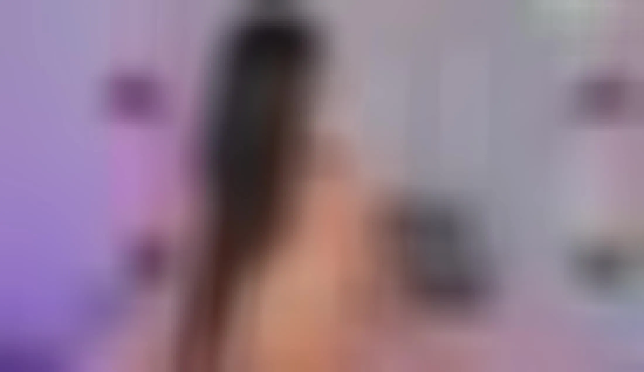 Artist ANNISMILE Video 1
