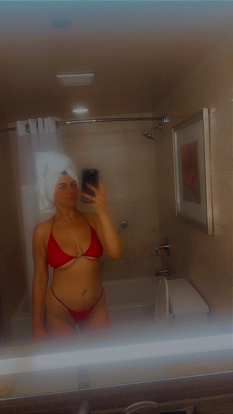 Interprète FUTUREMONEYBAGYO Photo 2