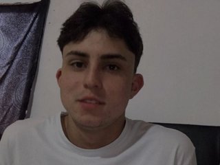 austin_thomson profielfoto van cam model