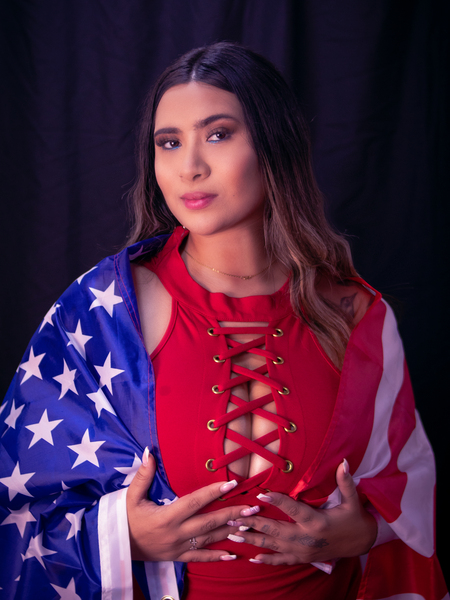 Performer LexxyRost Photo 10