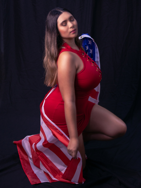 Performer LexxyRost Photo 8