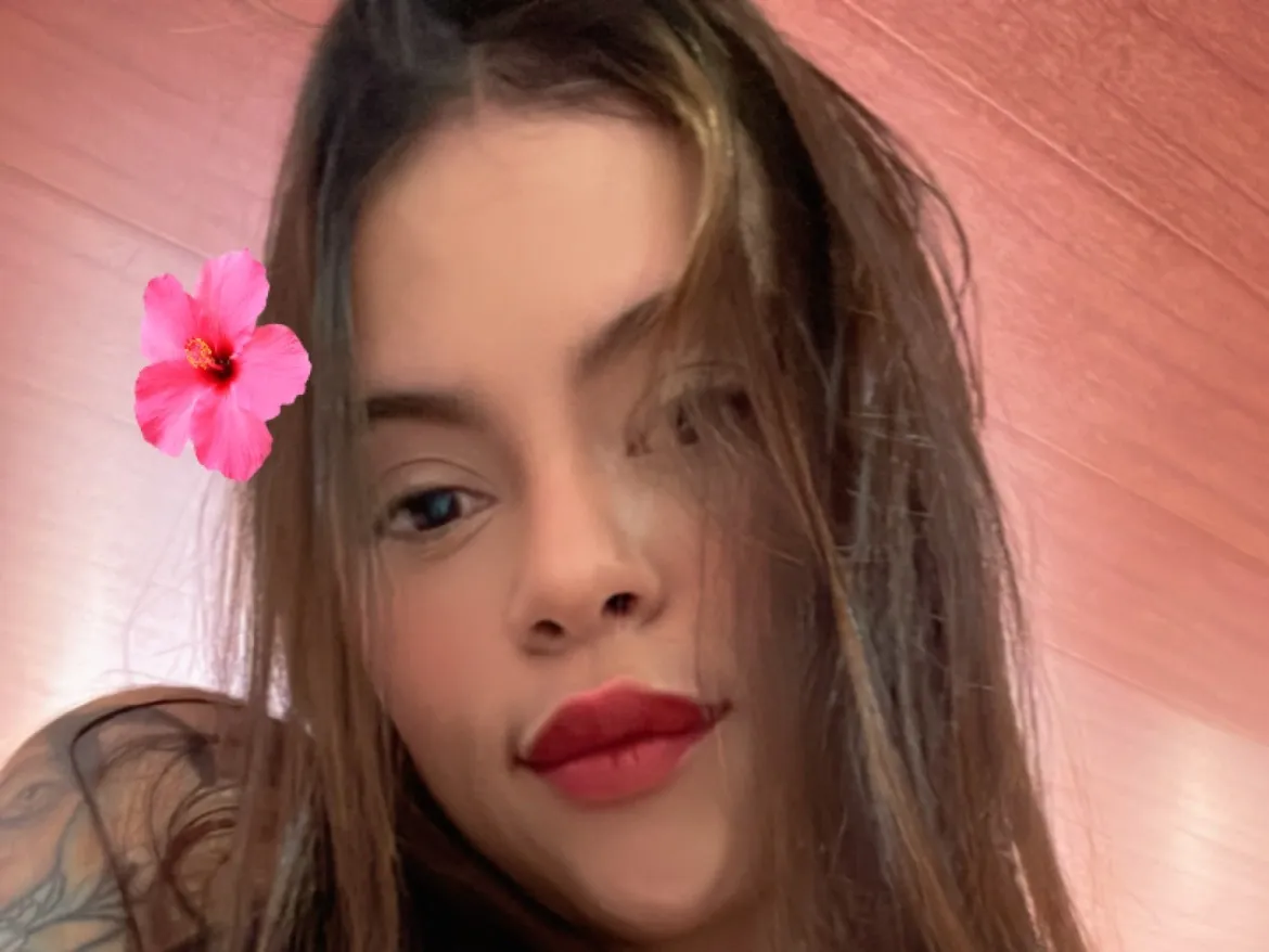 Interprète LINARESJESICA Photo 1