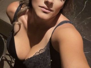 Shadias_Secrets profilbild på webbkameramodell