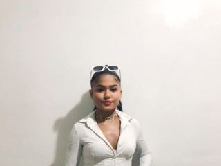 MiaLovee23 profielfoto van cam model