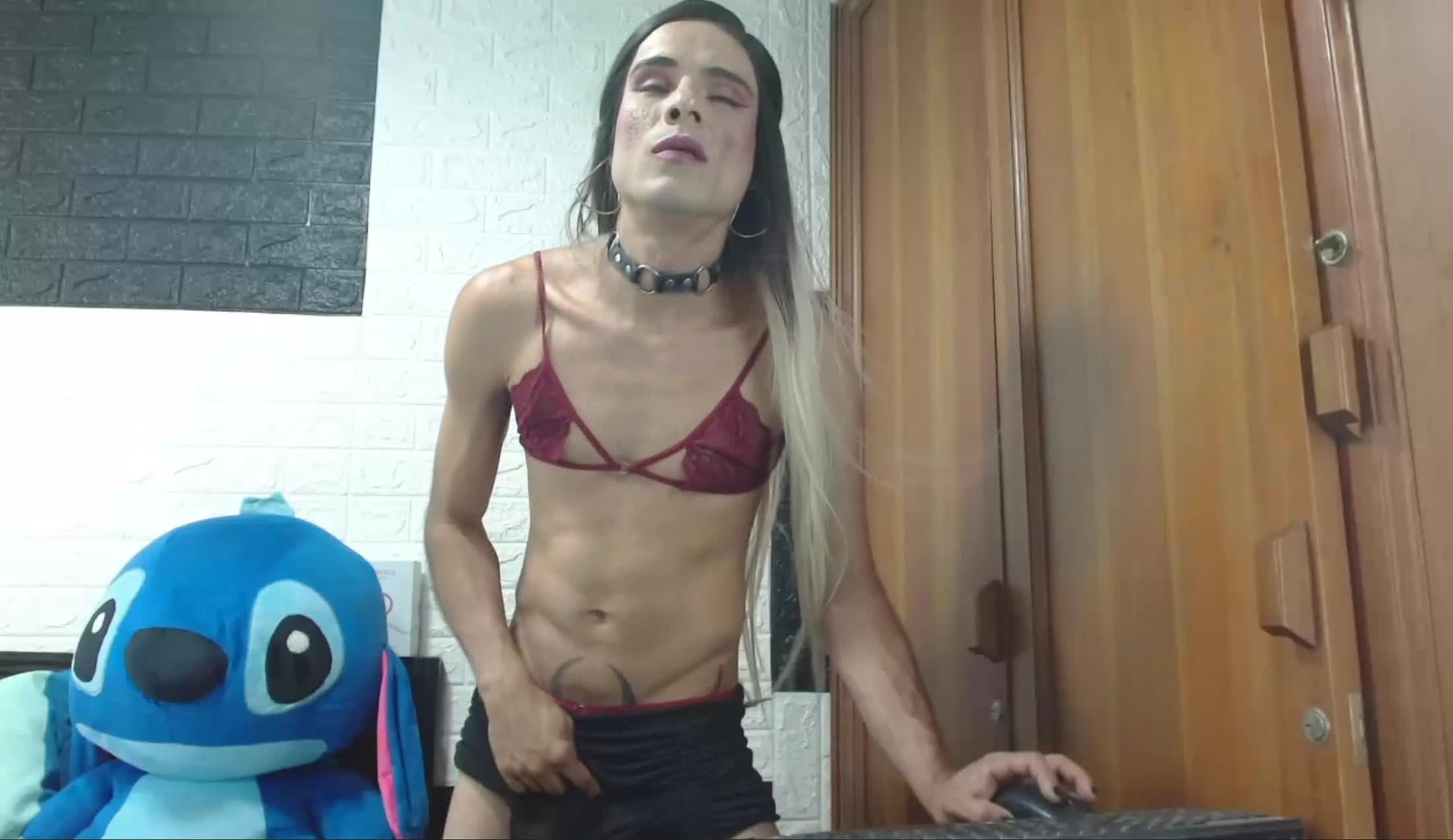 Artiest misstrreshilary Video 1