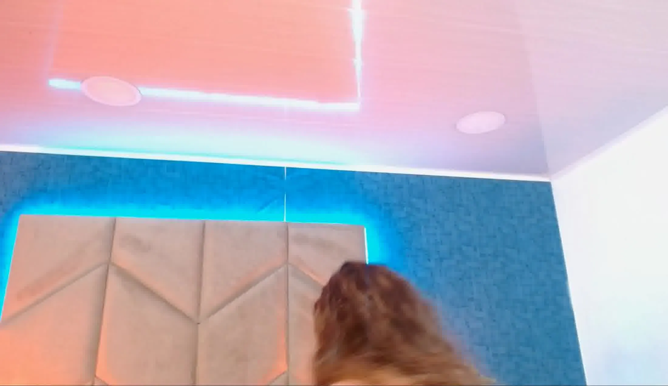 Artist SophieTeller Video 2