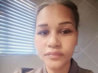 Toto85 cam model profile picture