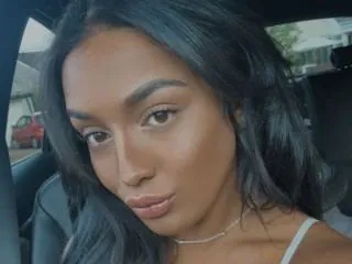 Foto de perfil de modelo de webcam de LittleMayaMel