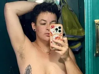 Image de profil du modèle de webcam FTMZephyrMoon