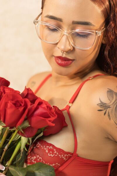Performer MelinnaSaenz Photo 8
