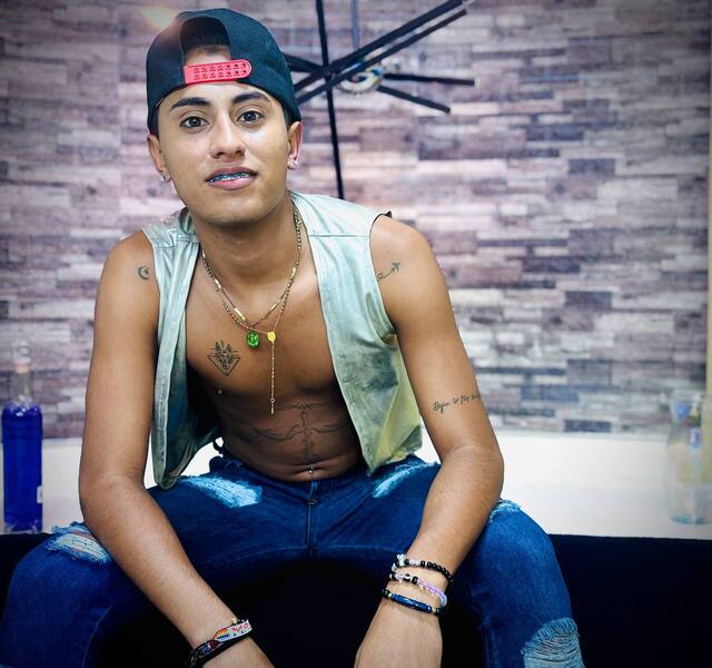 Interprète burnvoyy Photo 3