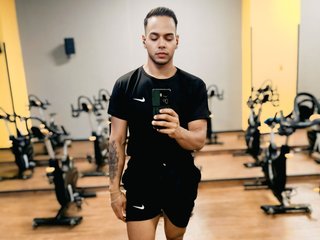 hugeblackcockk profilbild på webbkameramodell