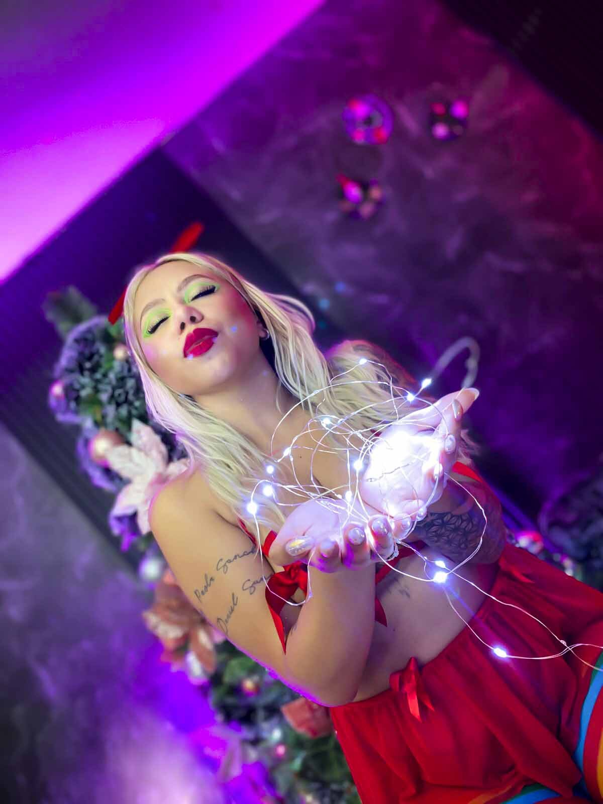 Utøver ConstansBlonde Bilde 10