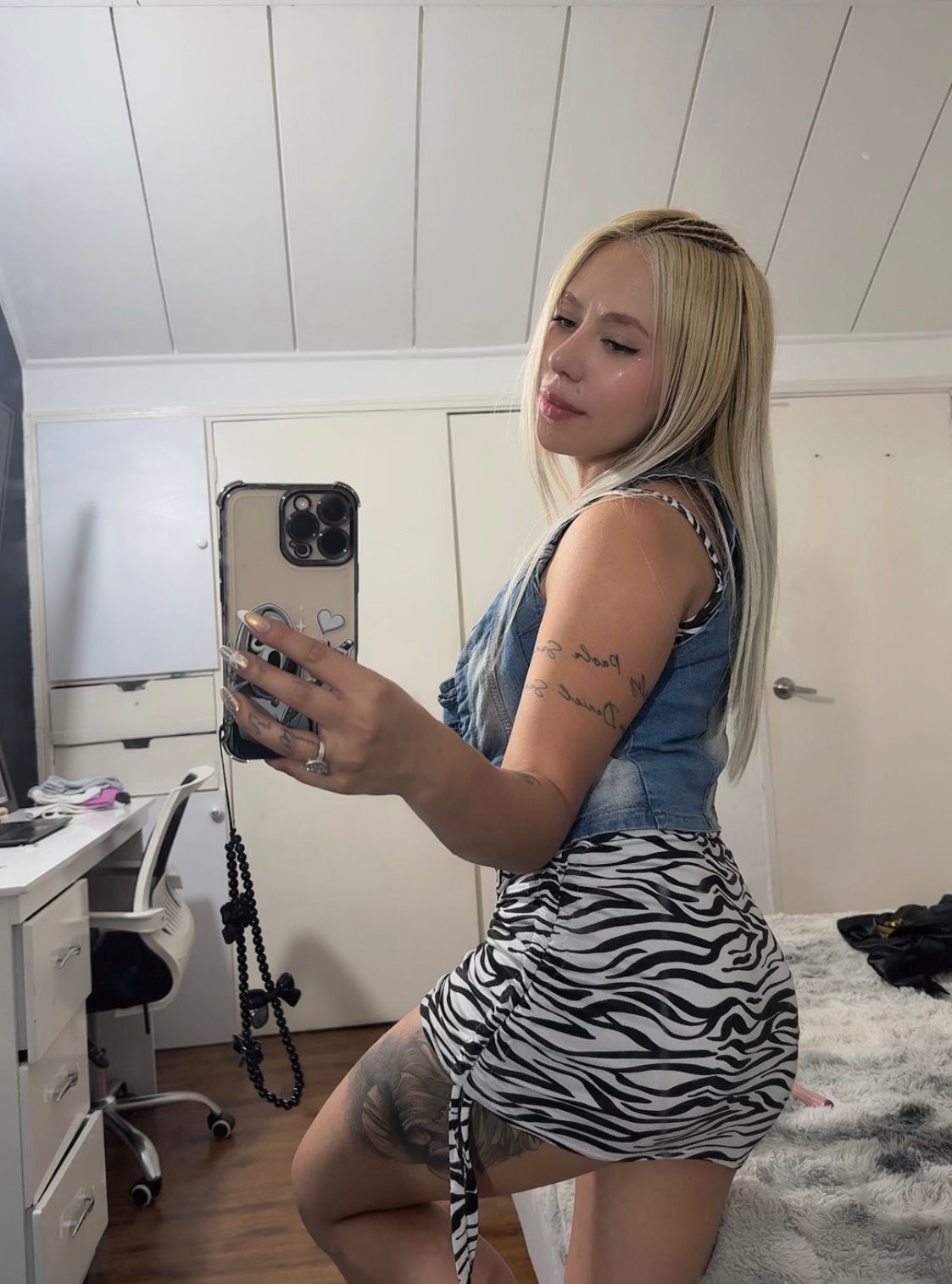 Interprète ConstansBlonde Photo 3