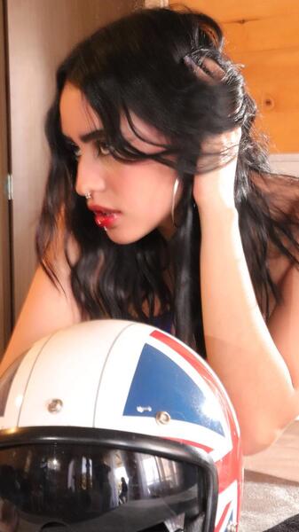 Intérprete BlueSourCherry Foto 3