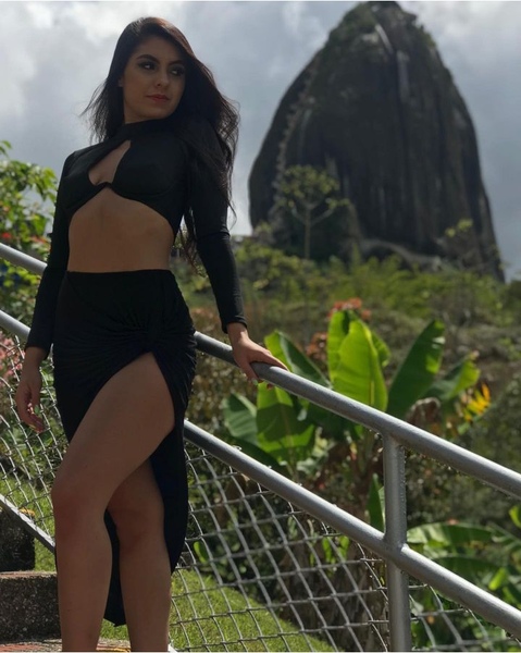 Intérprete ViolettFiore Foto 12