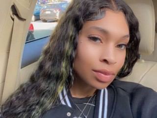 PrincesPeach cam model profile picture