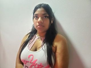 MANUELAWHITER cam model profile picture 