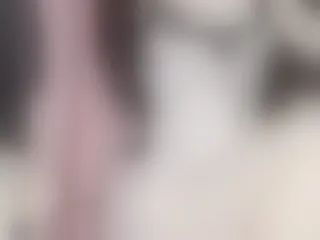 Image de profil du modèle de webcam Zuka86