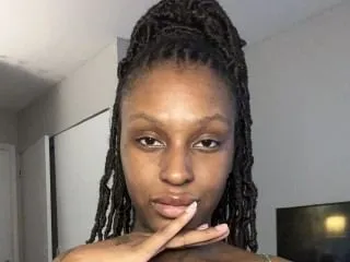 MistiLovely profilbild på webbkameramodell