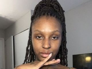 MistiLovely profilbild på webbkameramodell