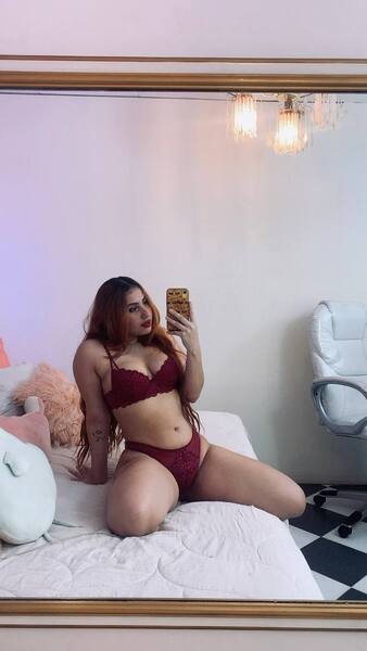 Performer mia_hotty62 Photo 1