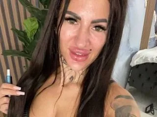 Image de profil du modèle de webcam ElizaLowe