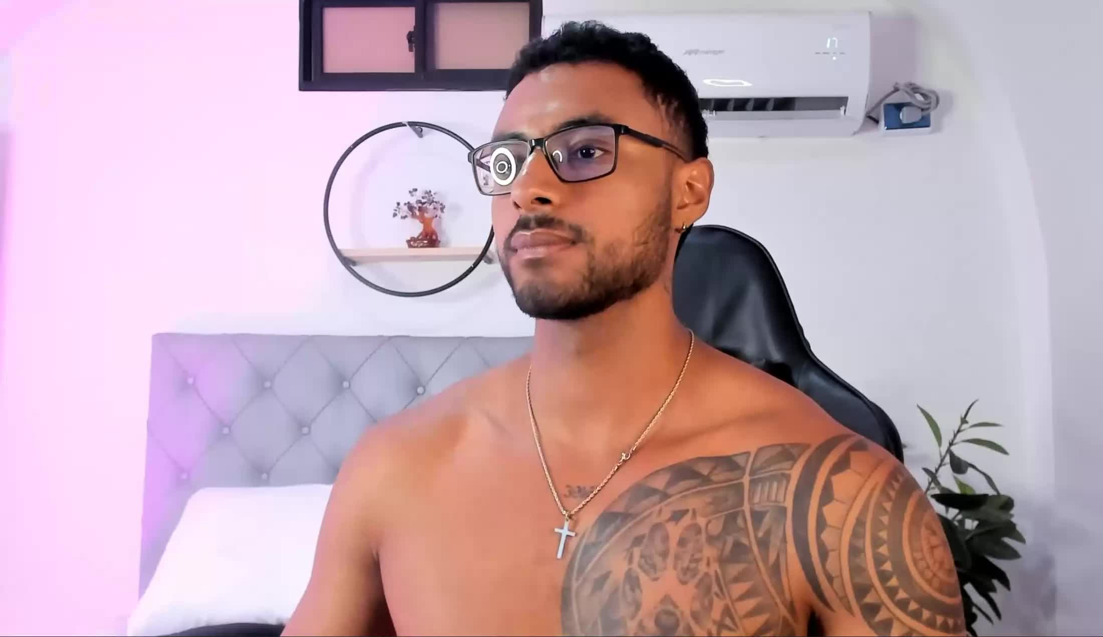 Intérprete LiamGarcia18 Video 2